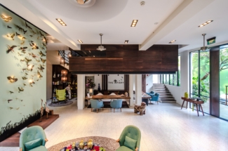 The Aviary Hotel Siem Reap reception desk