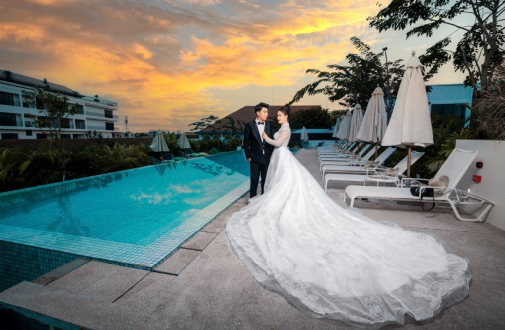 Sunset Prewedding Photo Session at The Aviary Hotel Siem Reap